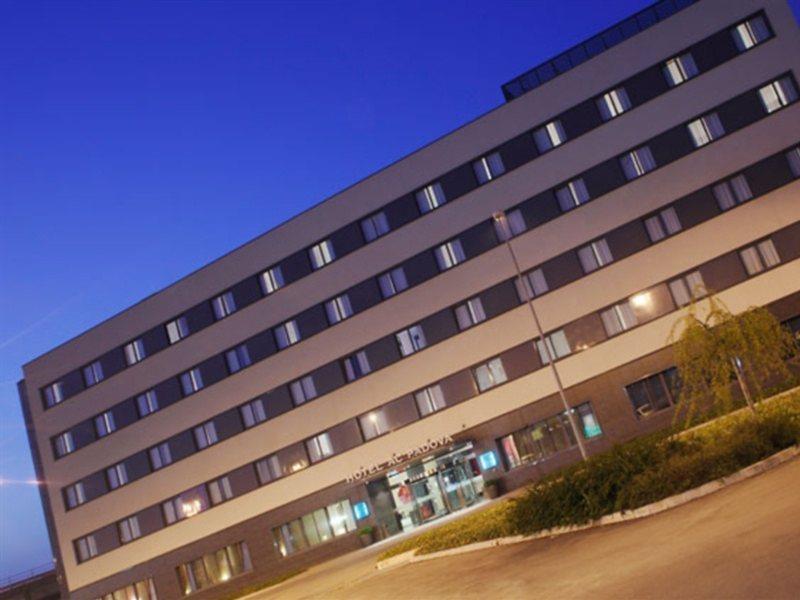 AC Hotel Padova by Marriott Esterno foto