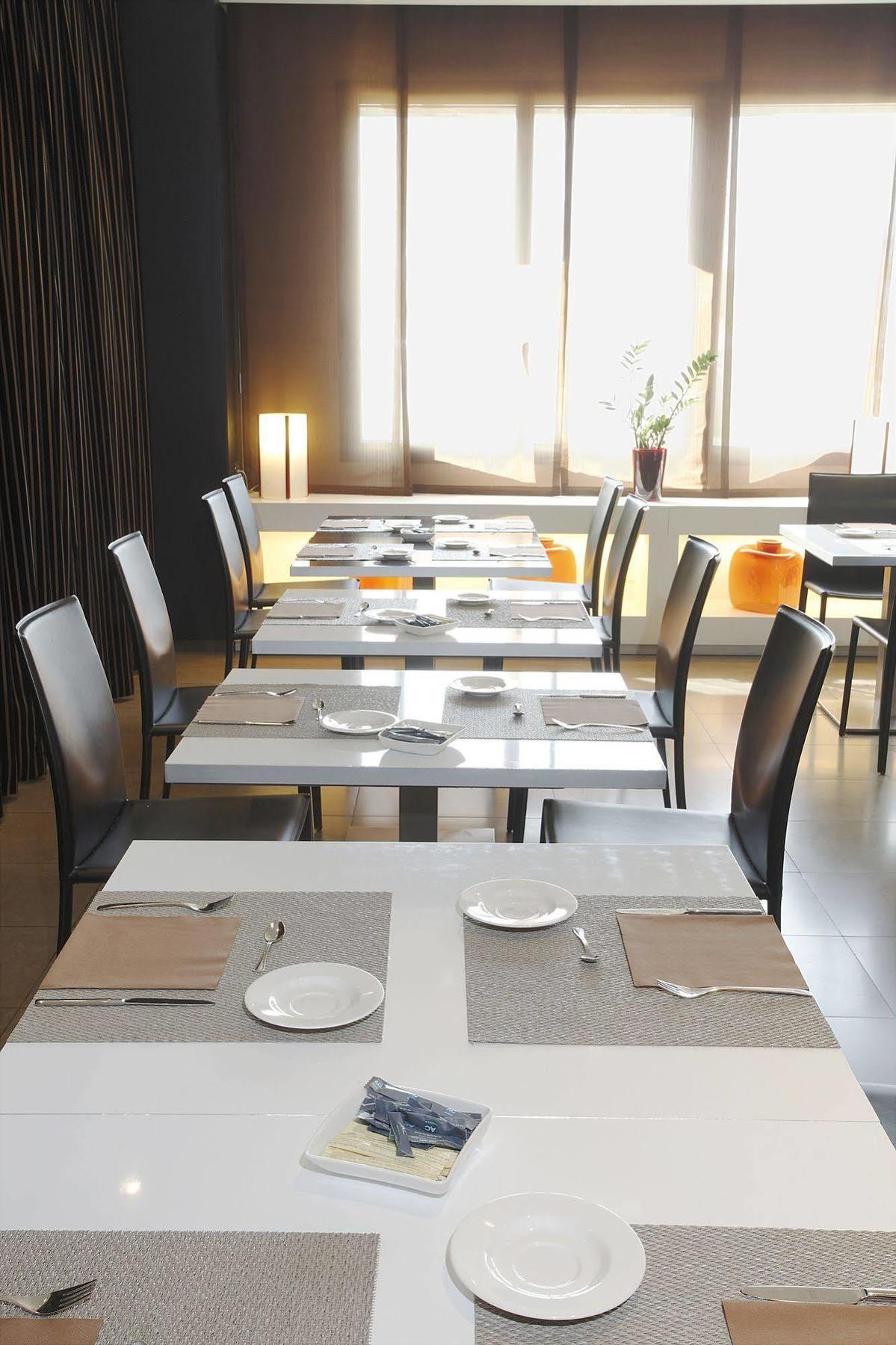 AC Hotel Padova by Marriott Esterno foto